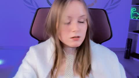 Snapshot of vivienleeigh chatting on 7, 2, 2025 Vivien online show from 7, 2, 2025