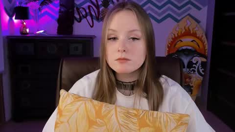 Snapshot of vivienleeigh chatting on 2, 3, 2025 Vivien online show from 2, 3, 2025