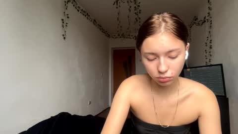 Vivi online show from 10, 11, 2025