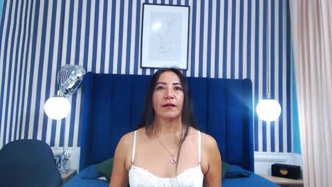 Snapshot of viviennerosette chatting on 8, 1, 2026 Vivian online show from 8, 1, 2026