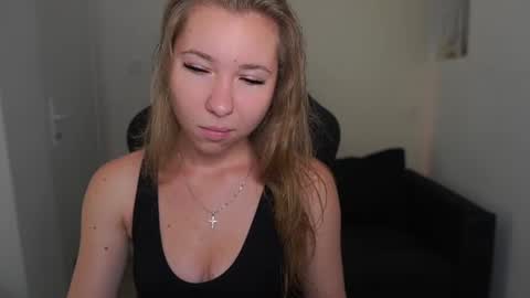 VivienVance online show from 15, 6, 2026