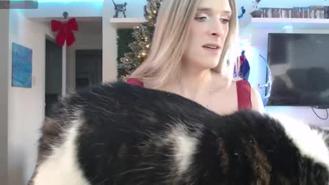 Snapshot of vixen_lockheart chatting on 14, 12, 2025 Vixen online show from 14, 12, 2025