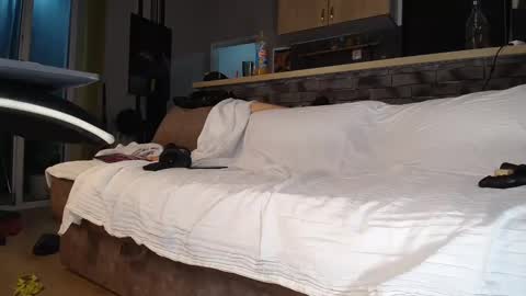 vladika021 online show from 12, 9, 2025