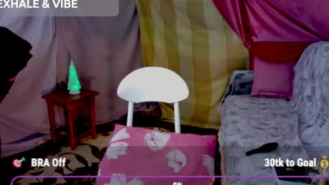 Violetta Elysia online show from 19, 4, 2026