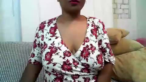 Snapshot of voagelle chatting on 19, 1, 2025 voagelle online show from 19, 1, 2025