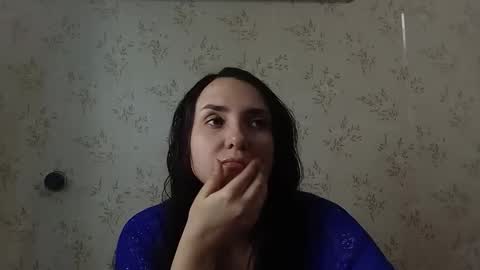 voulezvous_angel online show from 12, 3, 2026