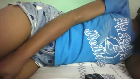 vounialdy online show from 5, 3, 2025