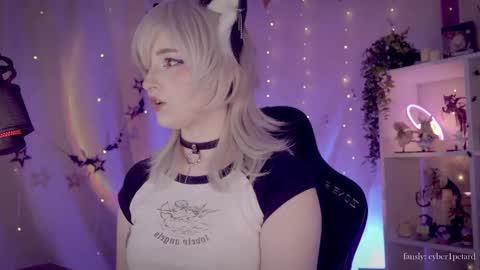 vronnier online show from 18, 12, 2025