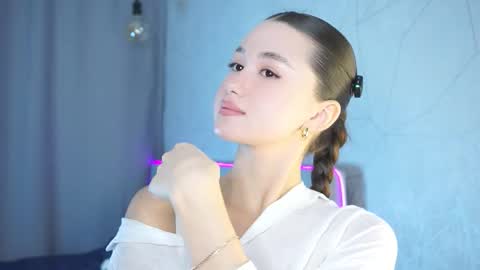 Snapshot of vvilly_wonka chatting on 13, 10, 2025 Ethal - thank you for thumb up online show from 13, 10, 2025