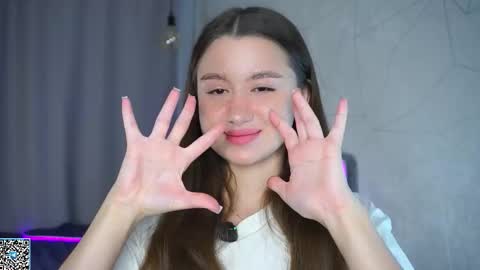 Snapshot of vvilly_wonka chatting on 28, 10, 2025 Ethal - thank you for thumb up online show from 28, 10, 2025