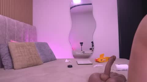 Snapshot of vvioleta_ chatting on 18, 4, 2026 Violeta online show from 18, 4, 2026