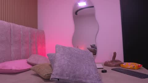 Snapshot of vvioleta_ chatting on 25, 4, 2026 Violeta online show from 25, 4, 2026