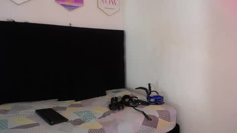 Snapshot of vwildcatper chatting on 17, 9, 2025 wild cat  online show from 17, 9, 2025