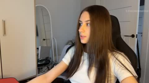 Snapshot of vx_arina chatting on 27, 4, 2026 Arina online show from 27, 4, 2026