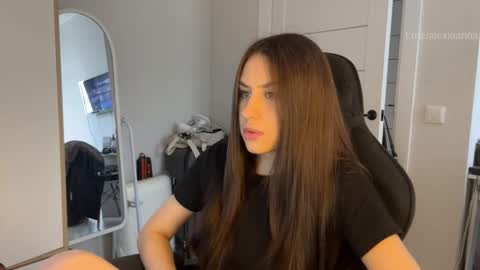 Snapshot of vx_arina chatting on 6, 5, 2026 Arina online show from 6, 5, 2026