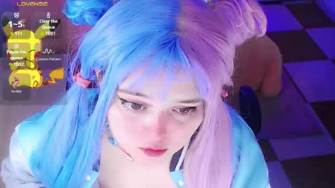 Snapshot of waifumochi_chan chatting on 4, 10, 2025 online show from 4, 10, 2025