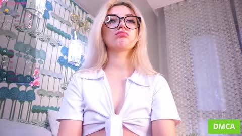  Lina online show from 17, 10, 2025