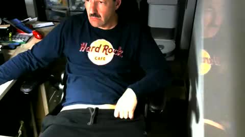 waldo7267 online show from 13, 4, 2026