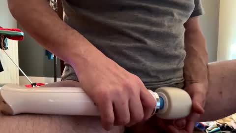 Snapshot of waltbkk chatting on 28, 11, 2025 Walter online show from 28, 11, 2025