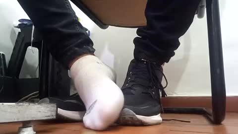 Snapshot of waltherfeet_ chatting on 23, 12, 2024 WaltherFeet online show from 23, 12, 2024