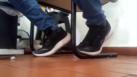 Snapshot of waltherfeet_ chatting on 28, 2, 2025 WaltherFeet online show from 28, 2, 2025