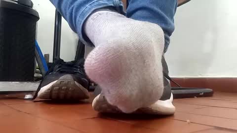 Snapshot of waltherfeet_ chatting on 5, 3, 2025 WaltherFeet online show from 5, 3, 2025