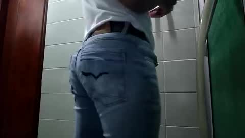 Snapshot of waltherfeet_ chatting on 1, 4, 2026 WaltherFeet online show from 1, 4, 2026