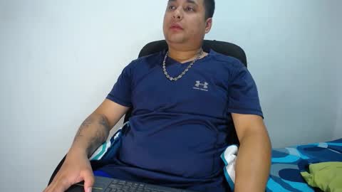 Snapshot of wanda_ember chatting on 8, 1, 2025 Wanda and Ember online show from 8, 1, 2025