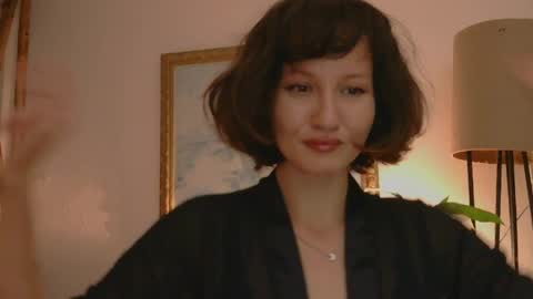 Miya online show from 18, 4, 2026