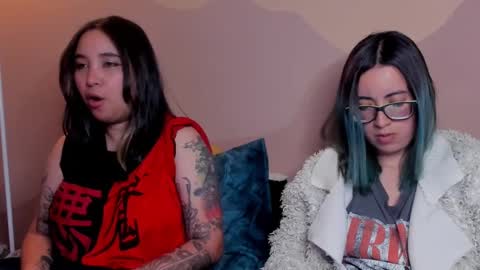 Waningrose  Lu online show from 7, 3, 2025