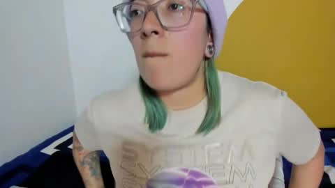 Waningrose  Lu online show from 23, 11, 2025