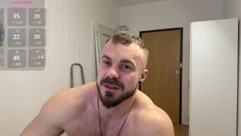 Snapshot of wannaseeyourface chatting on 31, 12, 2024 new online show from 31, 12, 2024