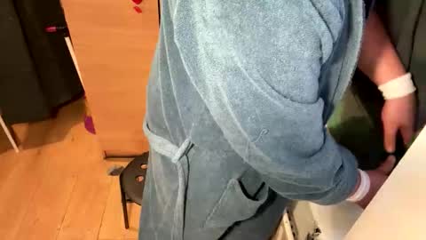 wanted10110 online show from 10, 10, 2025