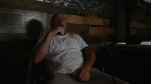 wantmymantofukme online show from 15, 10, 2025