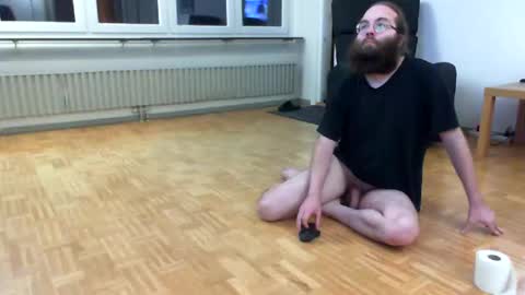 wantsahug online show from 28, 9, 2025