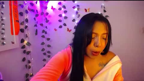 Snapshot of warisgoddes chatting on 5, 5, 2026 EMILY online show from 5, 5, 2026