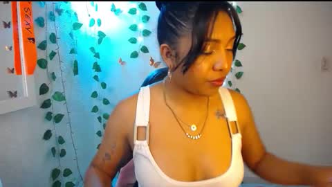 Snapshot of warisgoddes chatting on 14, 5, 2026 EMILY online show from 14, 5, 2026
