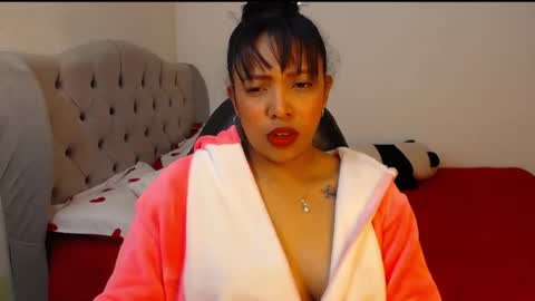 Snapshot of warisgoddes chatting on 18, 6, 2026 EMILY online show from 18, 6, 2026