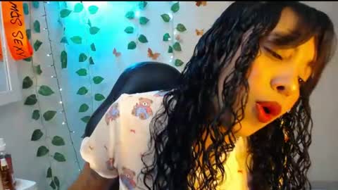 EMILY online show from 28, 7, 2026