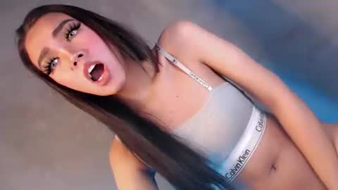 Isla Fox online show from 27, 9, 2025