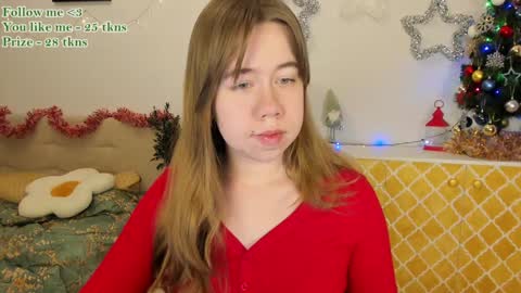 Snapshot of watermelon_sugar_ chatting on 18, 12, 2024 Tess Pls support me with Can we reach 155 my favorite number online show from 18, 12, 2024