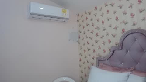 Milf Latina online show from 16, 3, 2026