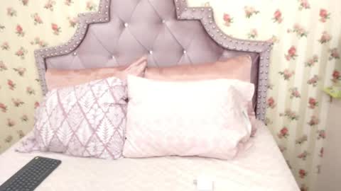 Milf Latina online show from 25, 3, 2026