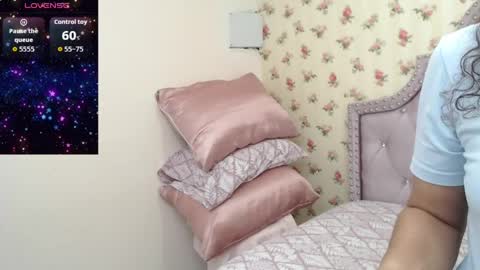 Milf Latina online show from 9, 4, 2026