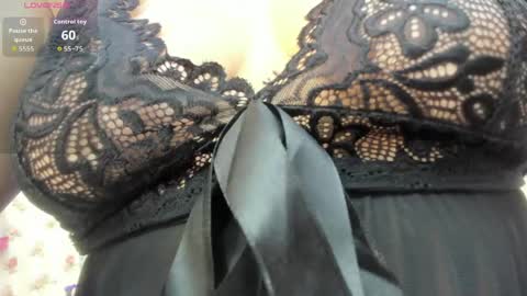 Snapshot of watson_crystal00 chatting on 8, 6, 2026 Milf Latina online show from 8, 6, 2026