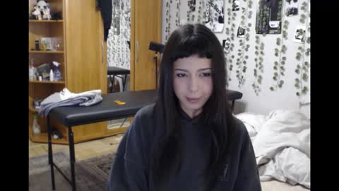 Mina online show from 31, 3, 2026