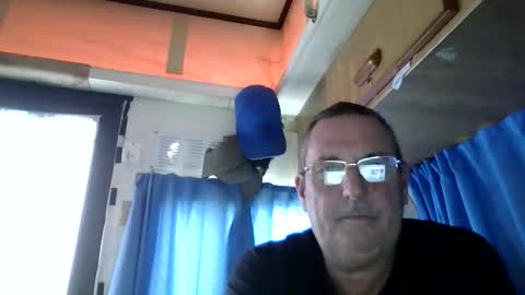 Snapshot of wazahardon2 chatting on 4, 11, 2025 wazahardon2 online show from 4, 11, 2025