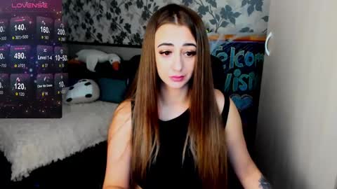 Snapshot of weakness4u chatting on 23, 12, 2024 Maya online show from 23, 12, 2024