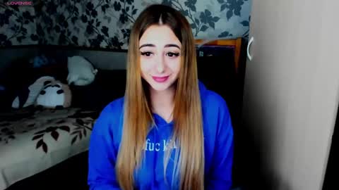 Snapshot of weakness4u chatting on 18, 1, 2025 Maya online show from 18, 1, 2025