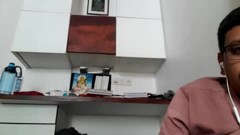 sexyguy online show from 19, 12, 2025